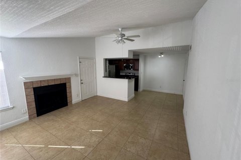Condo in Orlando, Florida, 2 bedrooms № 2222220 - photo 12