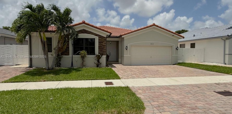 Villa ou maison à Homestead, Floride 4 chambres, 209.03 m2 № 1872181