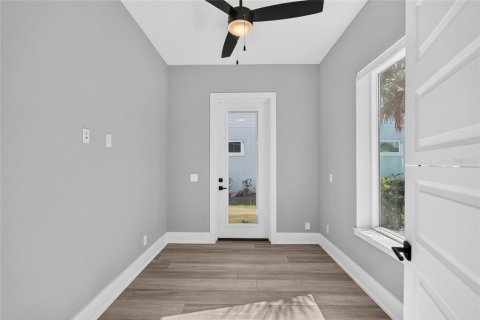 House in Flagler Beach, Florida 3 bedrooms, 233.28 sq.m. № 2418551 - photo 14