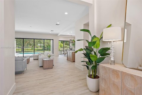 House in Tequesta, Florida 4 bedrooms, 343.55 sq.m. № 2086991 - photo 21