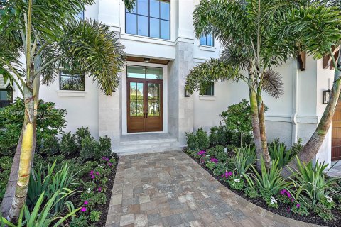 House in Tequesta, Florida 4 bedrooms, 343.55 sq.m. № 2086991 - photo 3