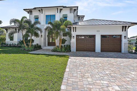 House in Tequesta, Florida 4 bedrooms, 343.55 sq.m. № 2086991