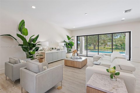 House in Tequesta, Florida 4 bedrooms, 343.55 sq.m. № 2086991 - photo 17