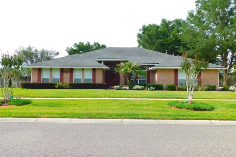 House in Middleburg, Florida 4 bedrooms, 277.96 sq.m. № 767513 - photo 1