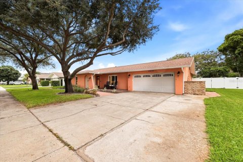 Villa ou maison à vendre à Seminole, Floride: 3 chambres, 167.22 m2 № 2272925 - photo 2