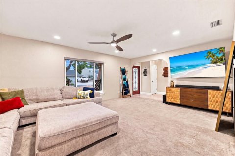 Villa ou maison à vendre à Seminole, Floride: 3 chambres, 167.22 m2 № 2272925 - photo 5