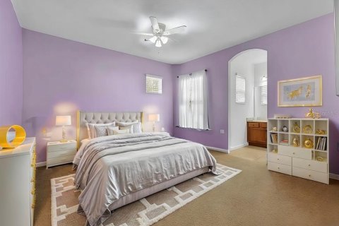 House in Davenport, Florida 6 bedrooms, 335.28 sq.m. № 216394 - photo 28