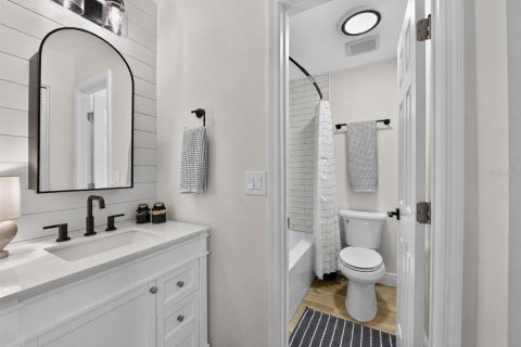 Villa ou maison à vendre à Sarasota, Floride: 2 chambres, 127.65 m2 № 2236189 - photo 27