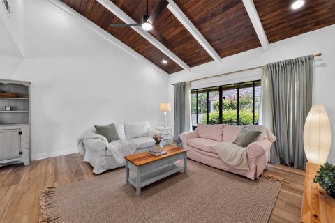 Villa ou maison à vendre à Sarasota, Floride: 2 chambres, 127.65 m2 № 2236189 - photo 12