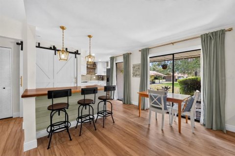 Villa ou maison à vendre à Sarasota, Floride: 2 chambres, 127.65 m2 № 2236189 - photo 5
