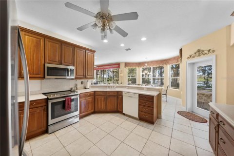 House in Port Orange, Florida 5 bedrooms, 327.57 sq.m. № 2102507 - photo 23