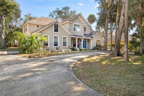 House in Port Orange, Florida 5 bedrooms, 327.57 sq.m. № 2102507 - photo 13