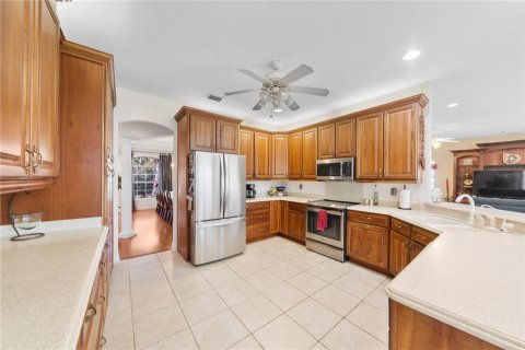 House in Port Orange, Florida 5 bedrooms, 327.57 sq.m. № 2102507 - photo 24