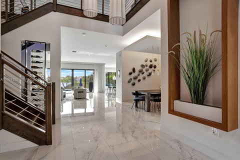 Villa ou maison à louer à Boca Raton, Floride: 5 chambres, 495.17 m2 № 1990213 - photo 6