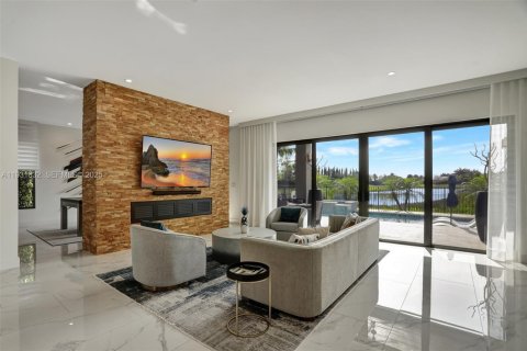 Villa ou maison à louer à Boca Raton, Floride: 5 chambres, 495.17 m2 № 1990213 - photo 13