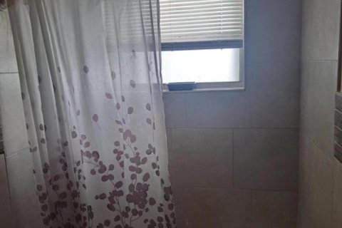 Condo in Lauderhill, Florida, 2 bedrooms  № 2184065 - photo 4