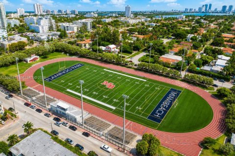 Condominio en venta en Miami Beach, Florida, 2 dormitorios, 90.67 m2 № 2168531 - foto 20