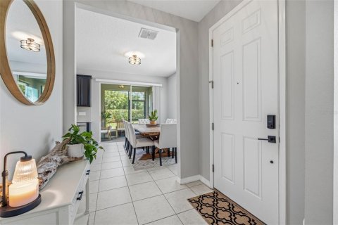 Townhouse in Apollo Beach, Florida 4 bedrooms, 164.81 sq.m. № 2214343 - photo 4