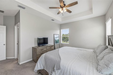 Townhouse in Apollo Beach, Florida 4 bedrooms, 164.81 sq.m. № 2214343 - photo 14