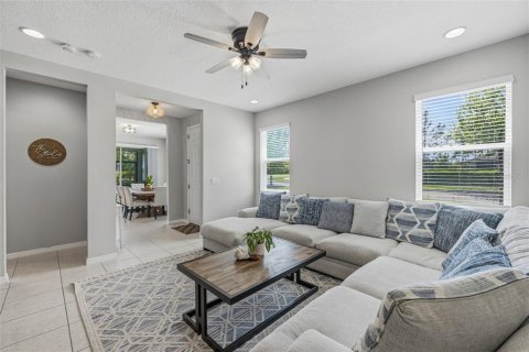 Townhouse in Apollo Beach, Florida 4 bedrooms, 164.81 sq.m. № 2214343 - photo 11