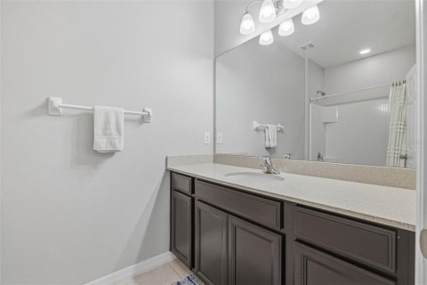 Townhouse in Apollo Beach, Florida 4 bedrooms, 164.81 sq.m. № 2214343 - photo 22