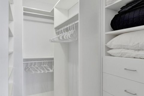 Condo in Hallandale Beach, Florida, 2 bedrooms  № 2240559 - photo 26