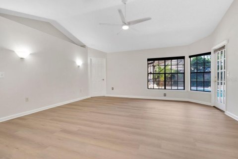 Villa ou maison à vendre à Orlando, Floride: 4 chambres, 259.85 m2 № 2391097 - photo 15