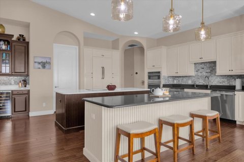 Casa en alquiler en Groveland, Florida, 5 dormitorios, 406.45 m2 № 1912409 - foto 7