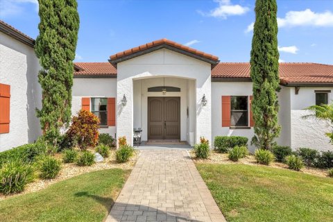 Casa en alquiler en Groveland, Florida, 5 dormitorios, 406.45 m2 № 1912409 - foto 2