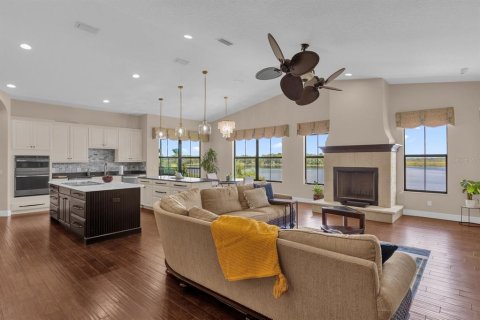 Casa en alquiler en Groveland, Florida, 5 dormitorios, 406.45 m2 № 1912409 - foto 6