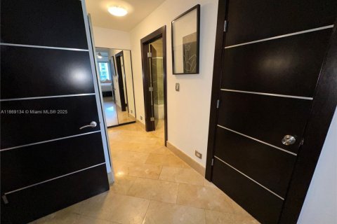 Apartamento en alquiler en Miami Beach, Florida, 2 dormitorios, 114.27 m2 № 1979380 - foto 15