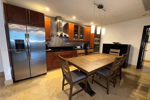 Apartamento en alquiler en Miami Beach, Florida, 2 dormitorios, 114.27 m2 № 1979380 - foto 8