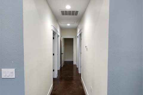 Villa ou maison à louer à Lady Lake, Floride: 3 chambres, 108.97 m2 № 2413604 - photo 7