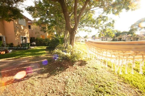 Villa ou maison à louer à Homestead, Floride: 3 chambres, 140 m2 № 1928133 - photo 15