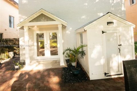 Villa ou maison à louer à Homestead, Floride: 3 chambres, 140 m2 № 1928133 - photo 24