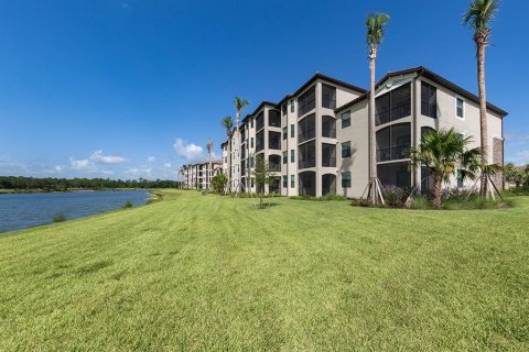 Copropriété à louer à Lakewood Ranch, Floride: 2 chambres, 102.56 m2 № 1769494 - photo 88