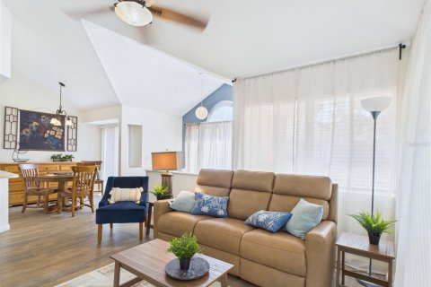 Condominio en alquiler en Winter Haven, Florida, 1 dormitorio, 51.93 m2 № 1812578 - foto 5