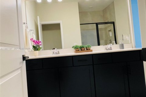 Купить таунхаус в Лейк-Уорт, Флорида 3 спальни, 176.05м2, № 2029663 - фото 23