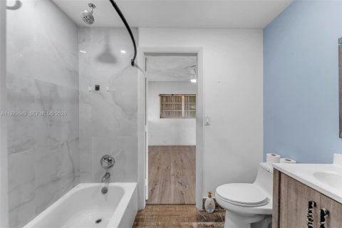 Villa ou maison à louer à Key Largo, Floride: 3 chambres, 204.01 m2 № 2046344 - photo 15