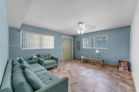 Villa ou maison à louer à Key Largo, Floride: 3 chambres, 204.01 m2 № 2046344 - photo 4