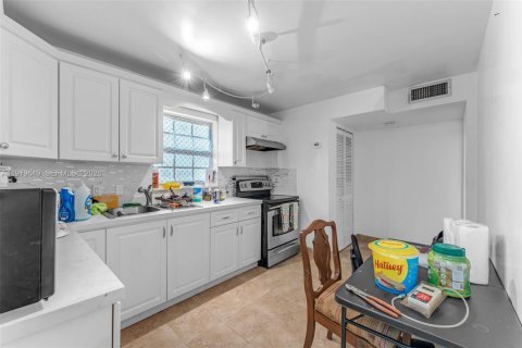 Villa ou maison à louer à Key Largo, Floride: 3 chambres, 204.01 m2 № 2046344 - photo 6