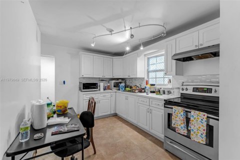 Villa ou maison à louer à Key Largo, Floride: 3 chambres, 204.01 m2 № 2046344 - photo 5