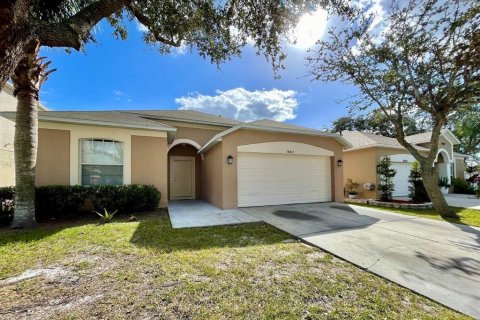 House in Tampa, Florida 3 bedrooms, 125.79 sq.m. № 2148732 - photo 3