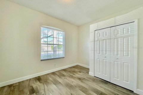 House in Tampa, Florida 3 bedrooms, 125.79 sq.m. № 2148732 - photo 26