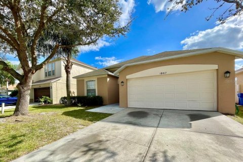 House in Tampa, Florida 3 bedrooms, 125.79 sq.m. № 2148732 - photo 2
