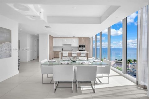 Copropriété à louer à Fort Lauderdale, Floride: 3 chambres, 212.56 m2 № 1988629 - photo 4