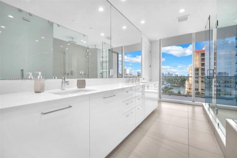 Copropriété à louer à Fort Lauderdale, Floride: 3 chambres, 212.56 m2 № 1988629 - photo 30