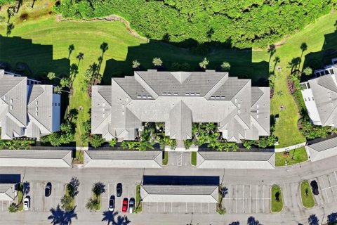 Copropriété à vendre à Bradenton, Floride: 2 chambres, 104.14 m2 № 2418772 - photo 22