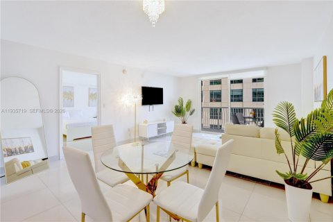 Кондоминиум с 1 спальней в Майами, Флорида № 1996027