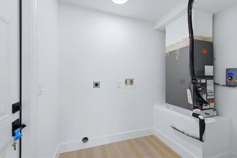 Купить виллу или дом в Пунта-Горда, Флорида 4 комнаты, 130.99м2, № 2323041 - фото 27